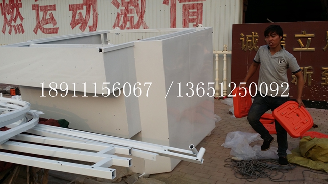 27座伸縮式終點裁判臺