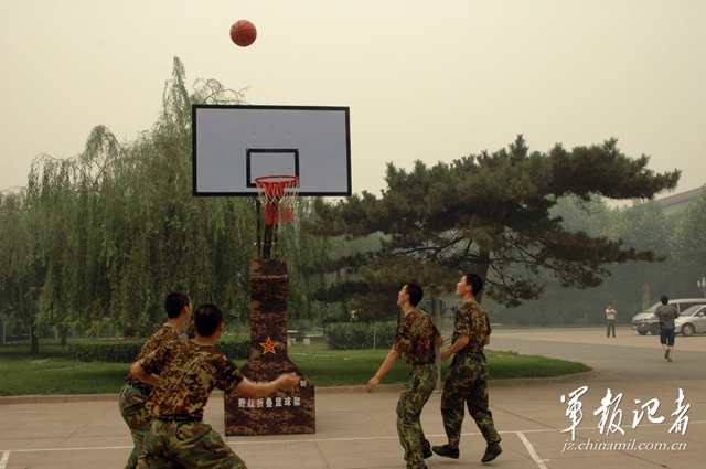 GYTY-A041野戰(zhàn)折疊籃球架