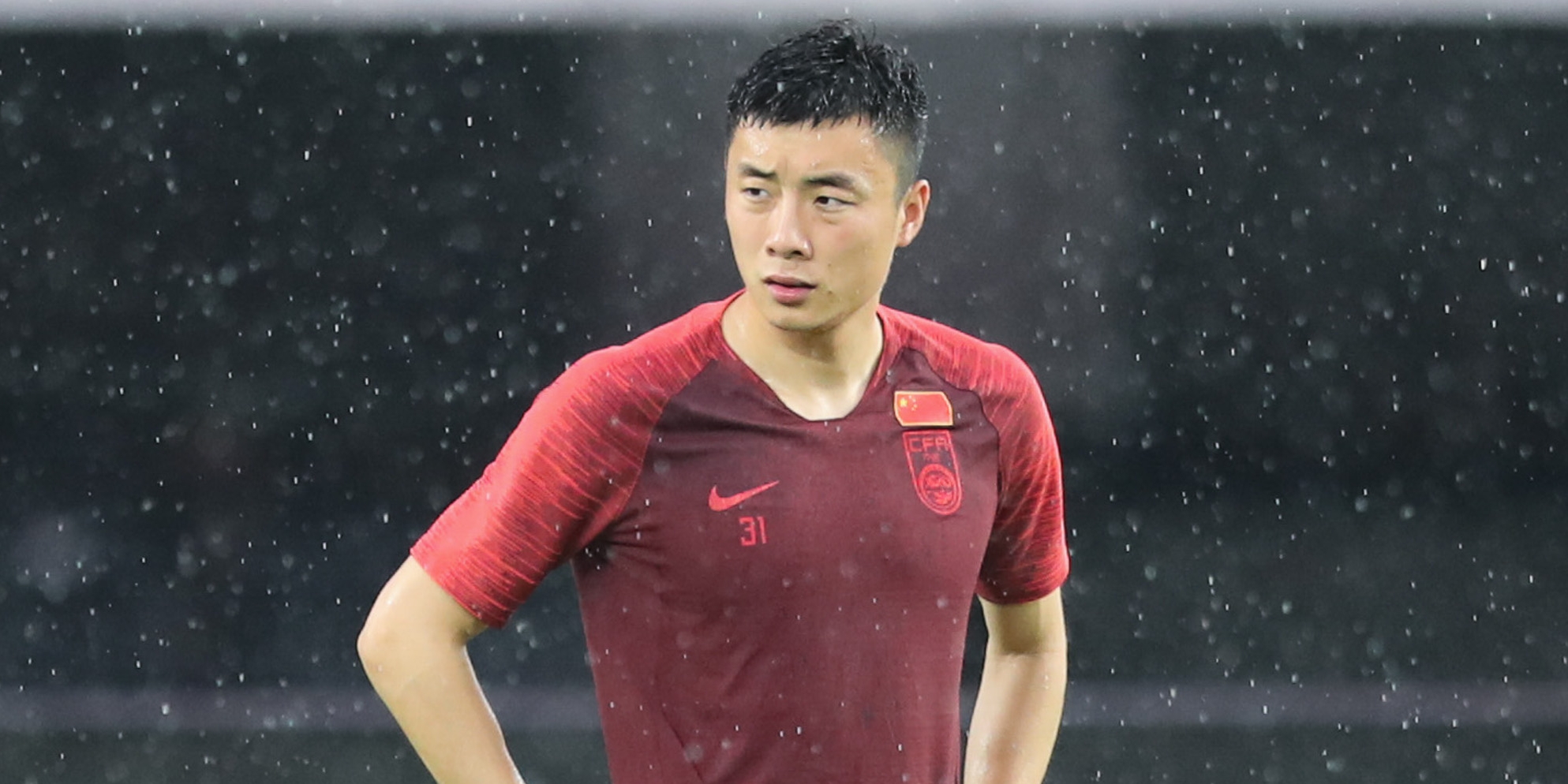 李磊留洋首秀！首發(fā)出場半場被換下