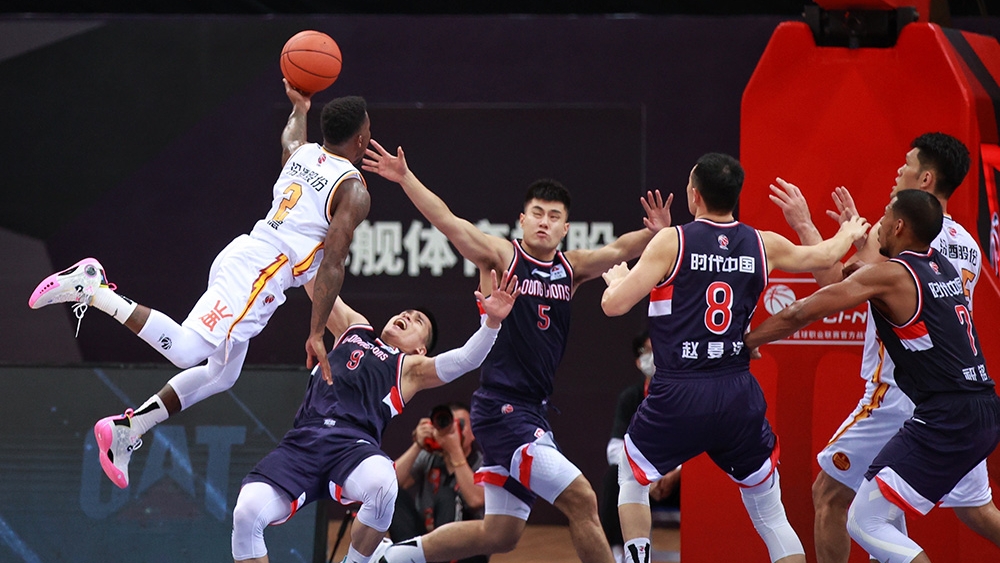 【CBA】兩分險勝山西，廣州隊獲首勝