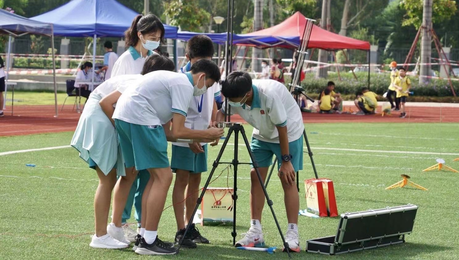 【本地】放飛夢(mèng)想！廣東逾900名航空航天模型高手大比拼