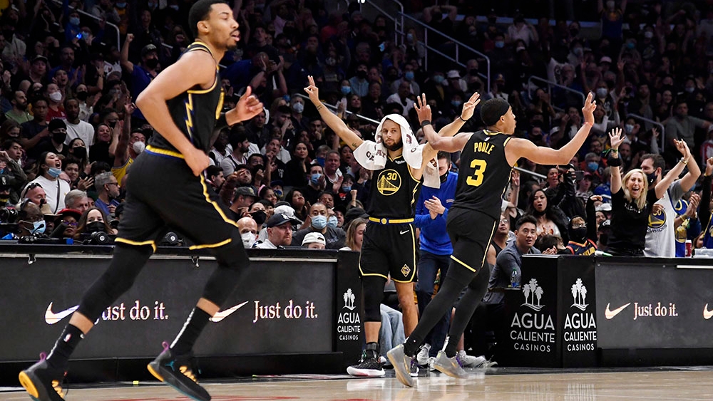 【NBA】官方實(shí)力榜這隊(duì)第一！湖人排在……