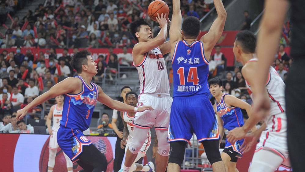 【CBA】新援亮相，廣東宏遠擊敗新疆隊