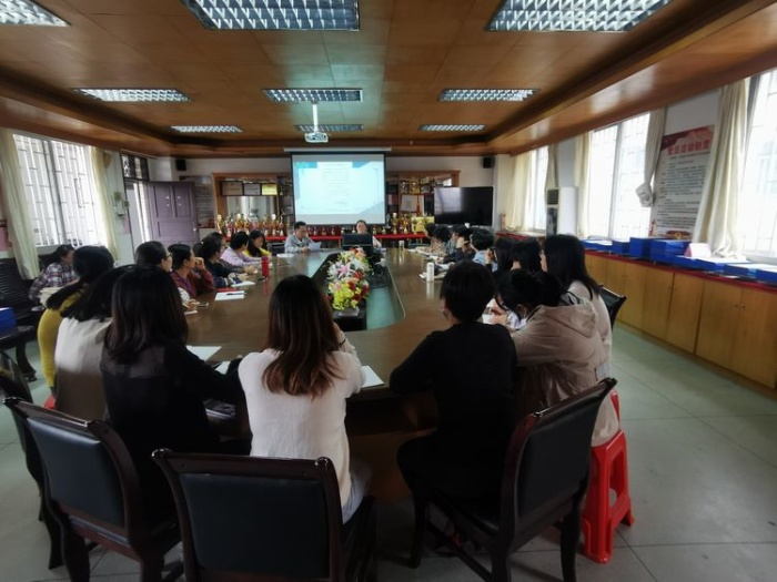 轉作風 共關懷 謀進步