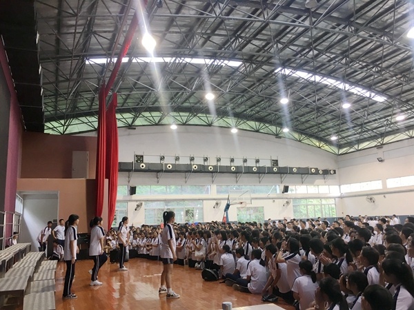 二中社團(tuán)，各顯神通！ 社團(tuán)招新，燃炸來襲！