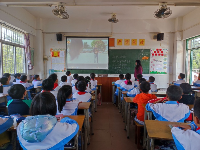 2021年秋季學(xué)期神灣神舟學(xué)校開展防性侵主題教育活動 (3).jpg