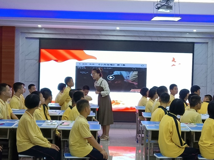 細(xì)節(jié)描寫(xiě)塑人物，作文教學(xué)綻芳華