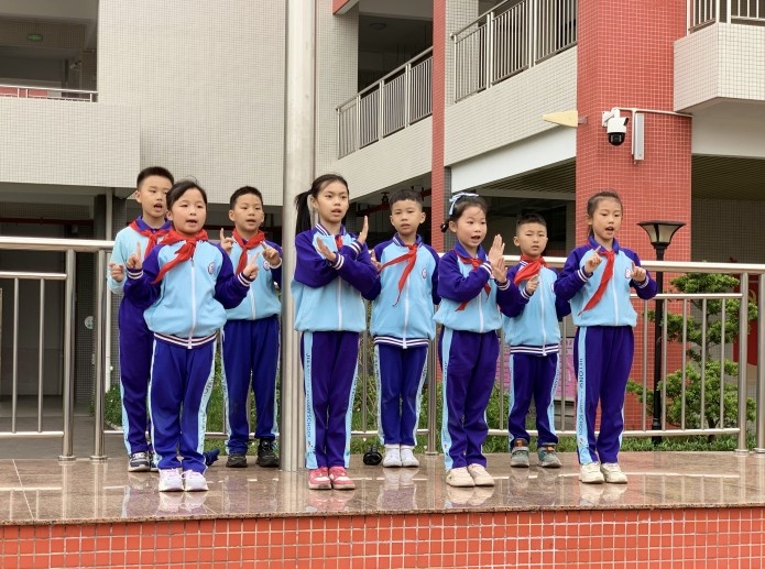 關(guān)注安全 健康成長(zhǎng)