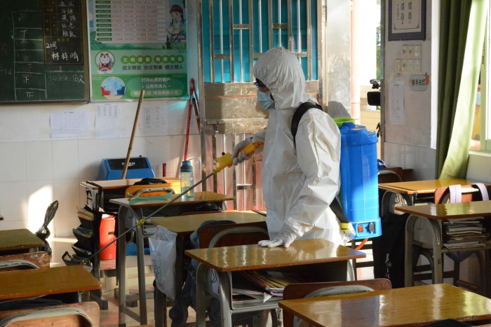 緊密關(guān)注衛(wèi)生健康，筑牢校園安全防線