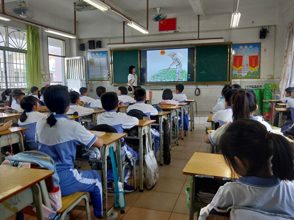 珍惜盤中餐，文明記心間