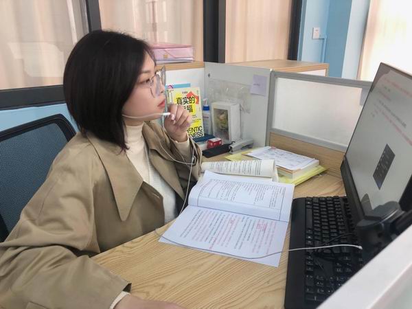 C:UsersAdministratorDesktop?2年新聞發(fā)布月、【修改稿】書香潤心靈，交流促成長——記順德區(qū)第一場中小學(xué)心理教師讀書分享會.docx/u3010修改稿】書香潤心靈，交流促成長——記順德區(qū)第一場中小學(xué)心理教師讀書分享會.files/u8c03整大小 image003.jpg