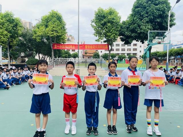 調(diào)整大小 4ced85e946a3f8e36888bc57332330e.jpg