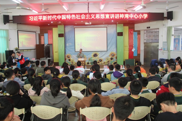 推動(dòng)黨的二十大精神進(jìn)校園 讓文明之花處處開(kāi)放