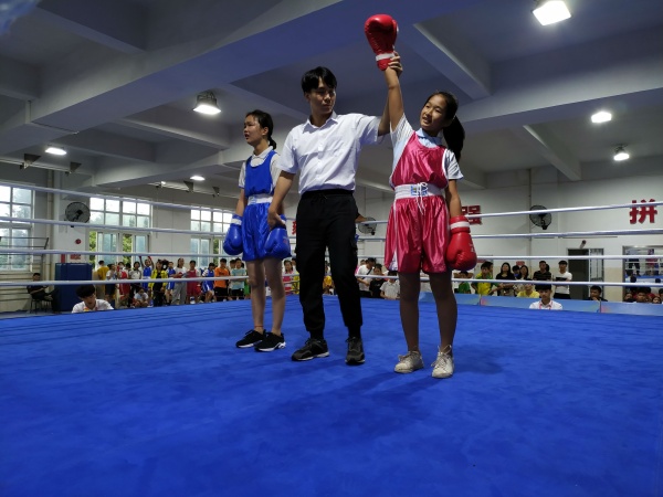 駱惠婷獲得勝利