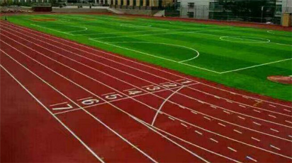 操場(chǎng)<a href=http://m.anhaohn.com target=_blank class=infotextkey>塑膠跑道</a>