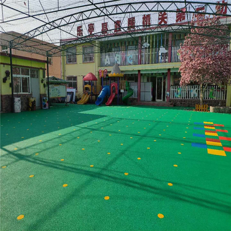 義發(fā) 操場(chǎng)<a href=http://m.anhaohn.com target=_blank class=infotextkey>塑膠跑道</a> <a href=http://m.anhaohn.com target=_blank class=infotextkey>塑膠跑道</a>鋪設(shè) <a href=http://m.anhaohn.com target=_blank class=infotextkey>塑膠跑道</a>