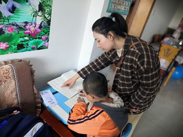 開發(fā)區(qū)中心小學(xué)：送教上門，溫暖到家