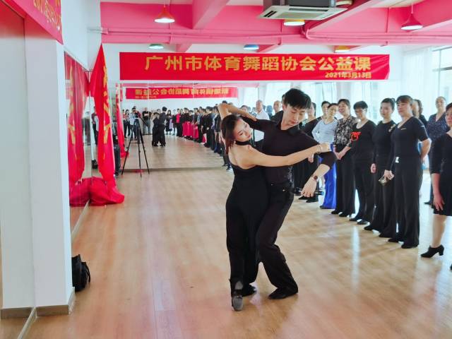 廣東<a href=http://m.anhaohn.com target=_blank class=infotextkey>塑膠跑道</a>維修