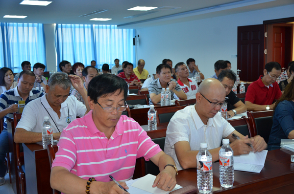 田徑場(chǎng)地