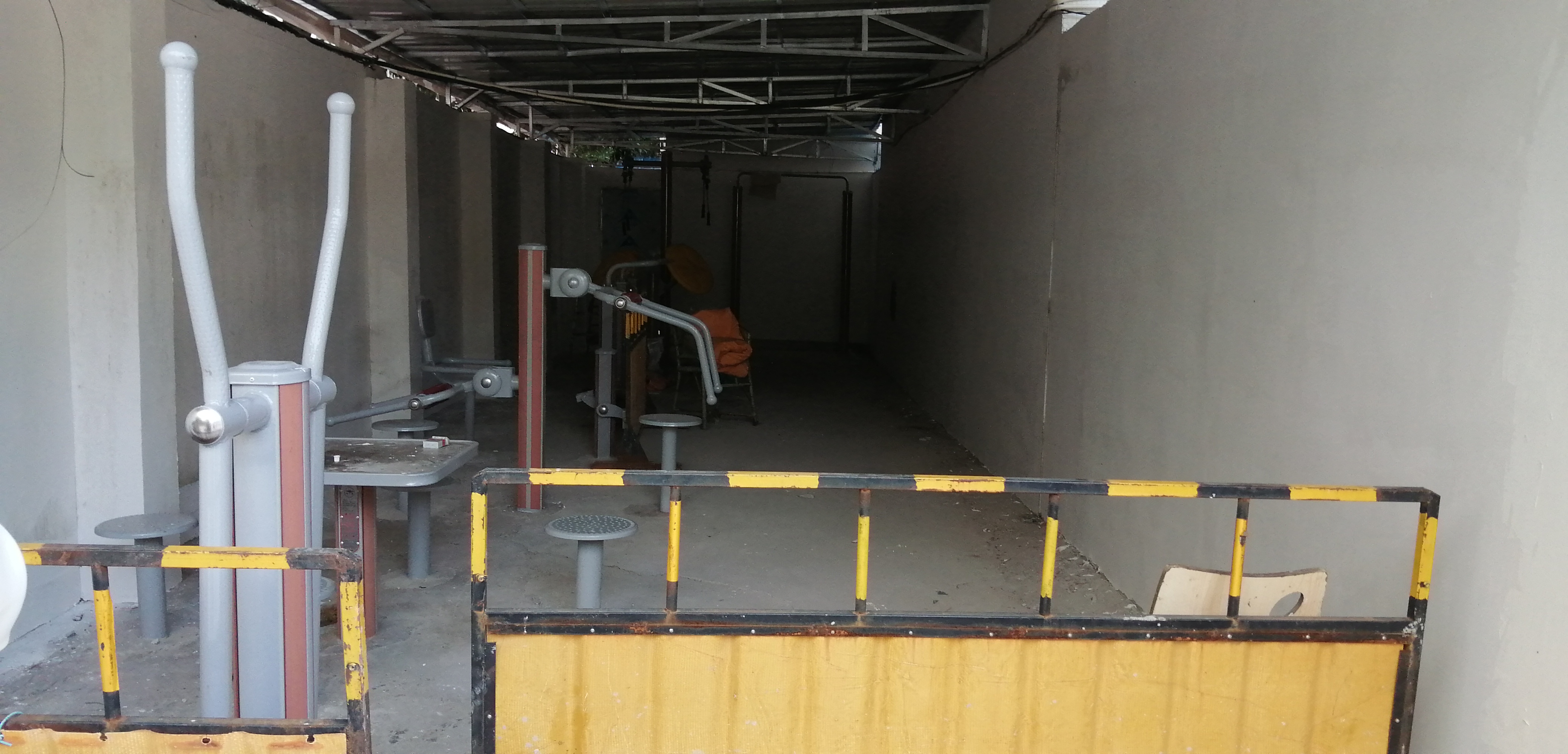 靜安區(qū)芷江西路街道芷江新村居委健身點（共和新路888弄）