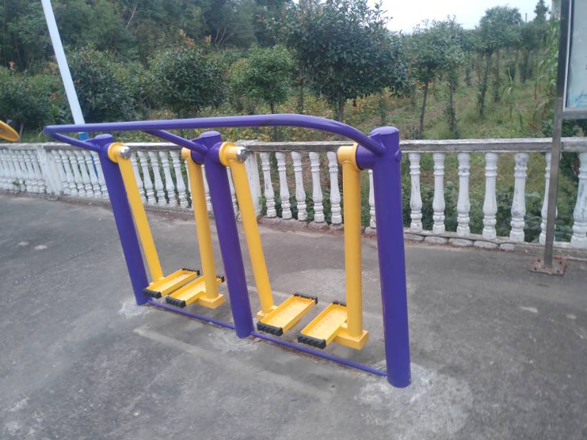 太空漫步機(jī)