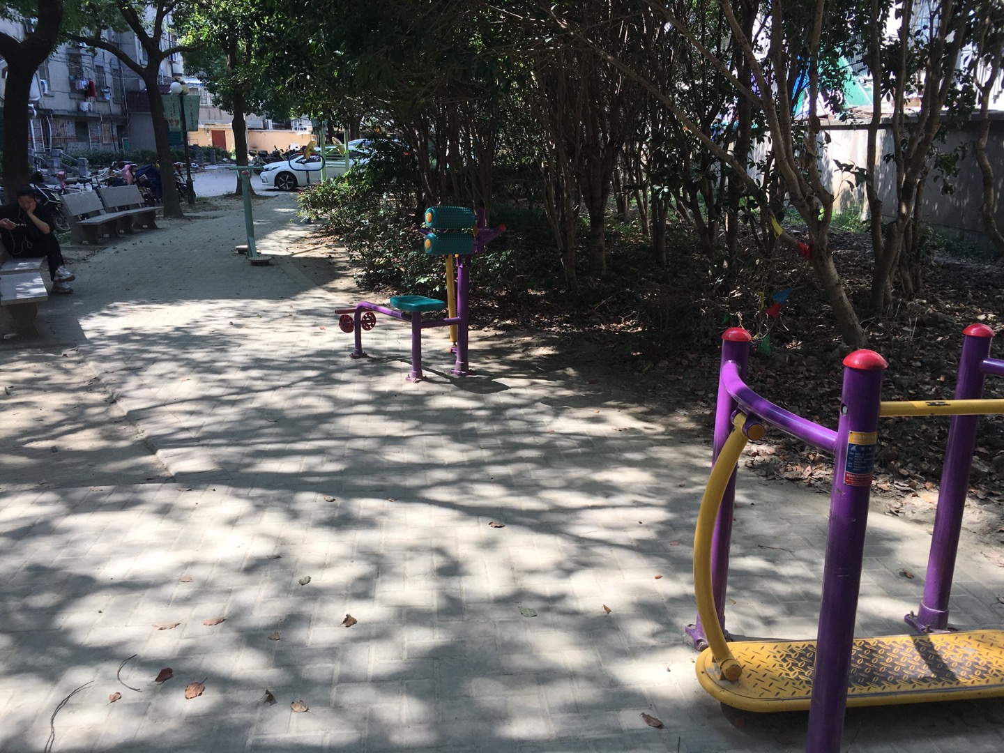 南聯(lián)小區(qū)健身點(diǎn)