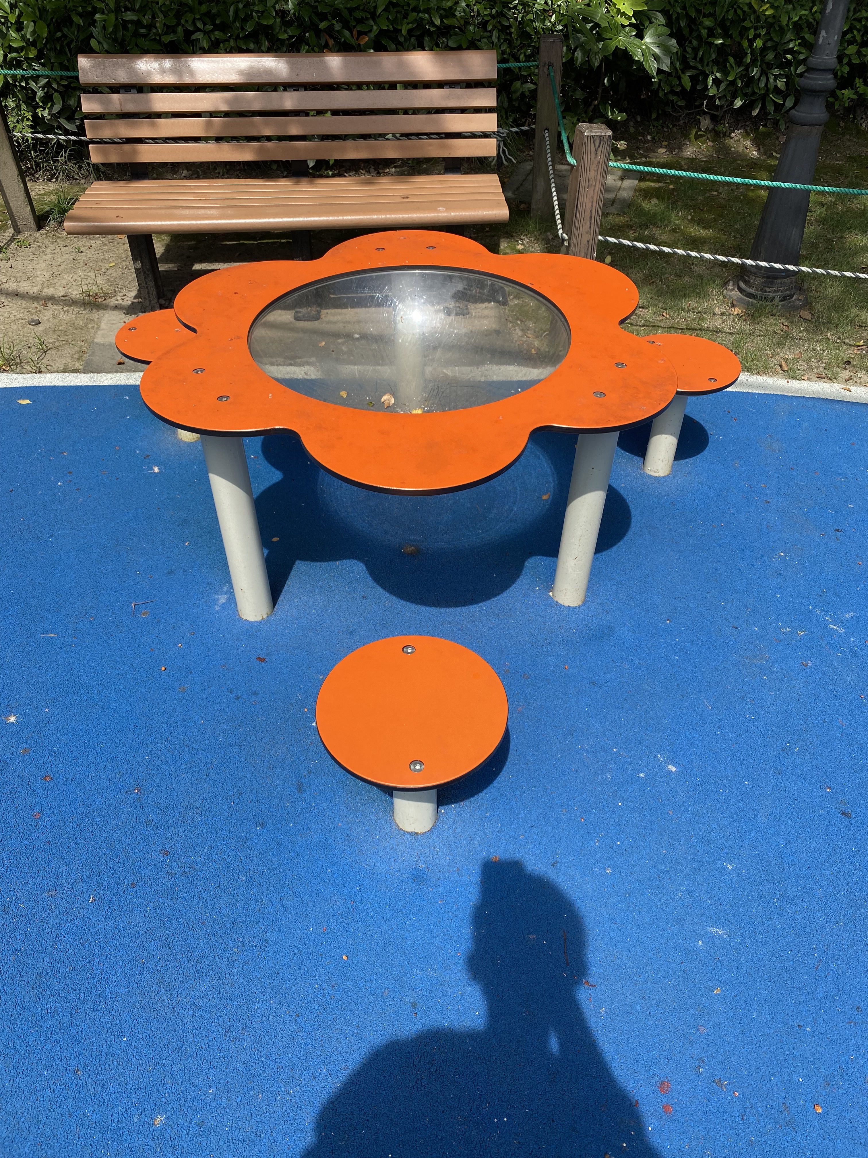 兒童娛樂設(shè)施