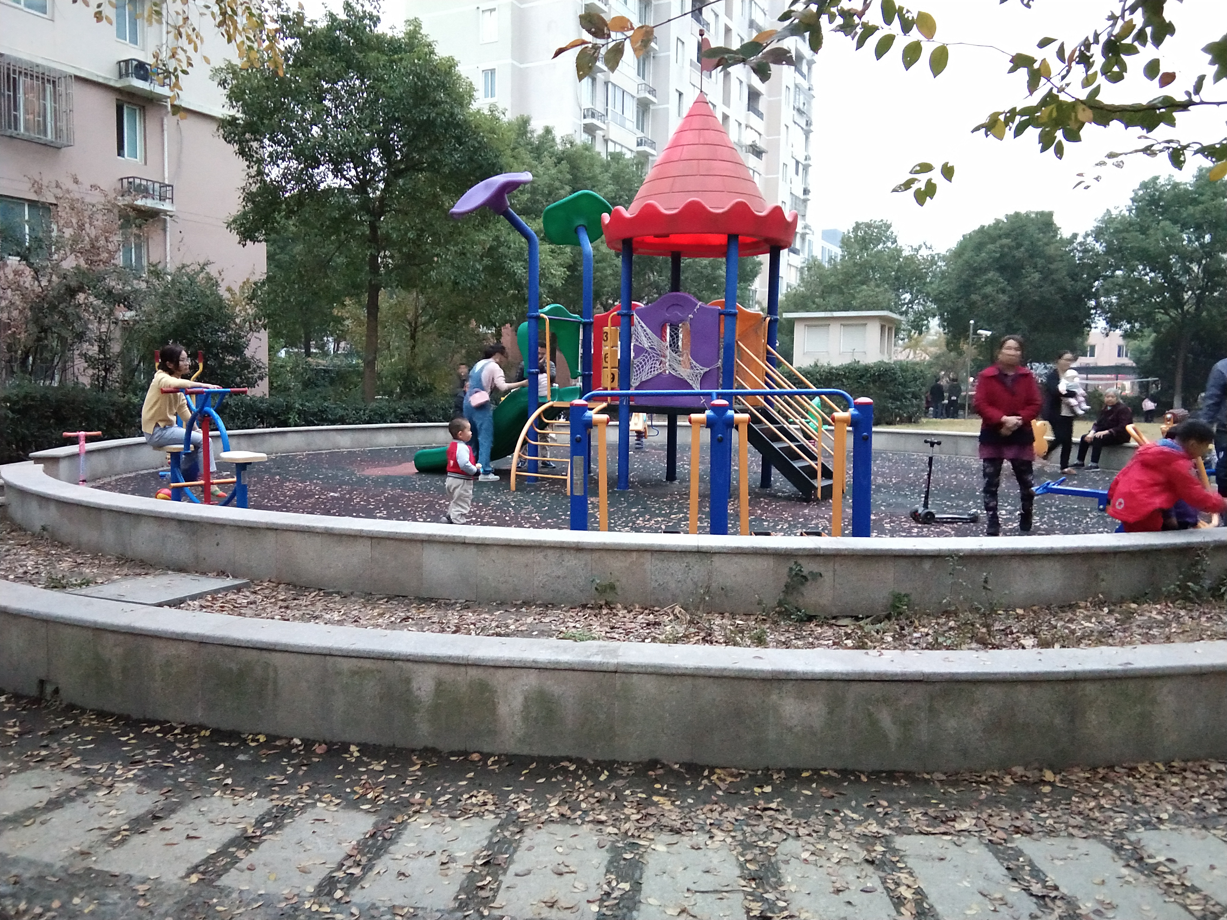 東麗苑健身苑點(diǎn)