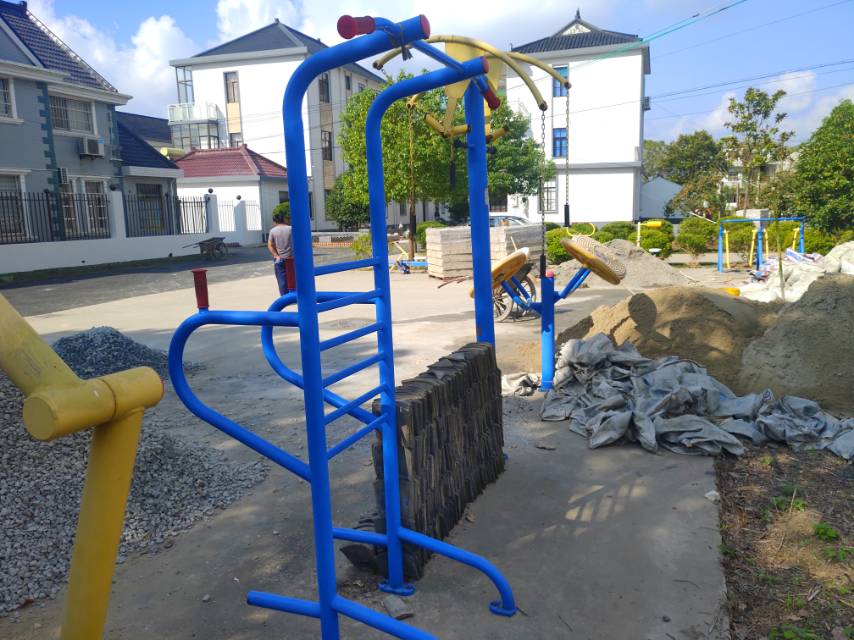 多功能訓(xùn)練器