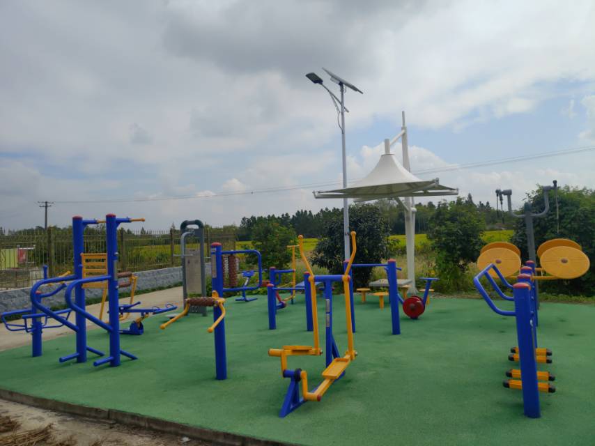 浜東村浜南8隊益智類健身點