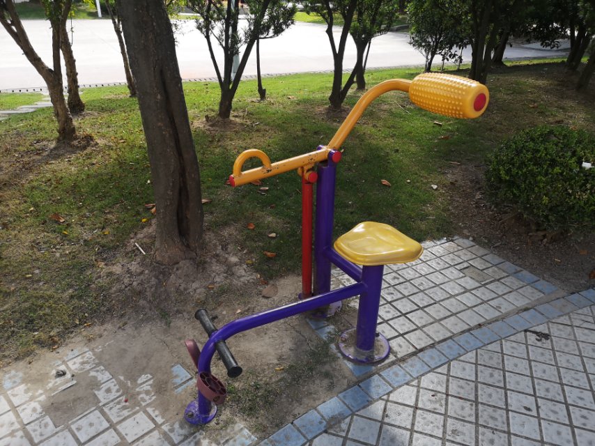 腹背訓(xùn)練器