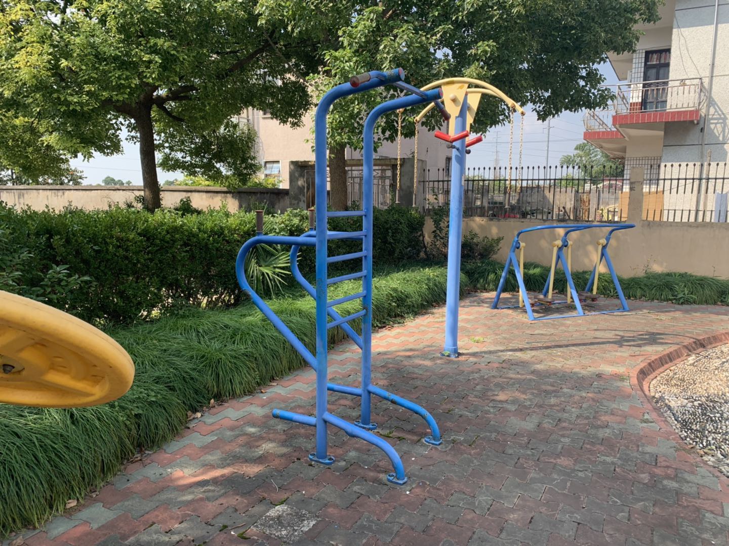 多功能訓(xùn)練器