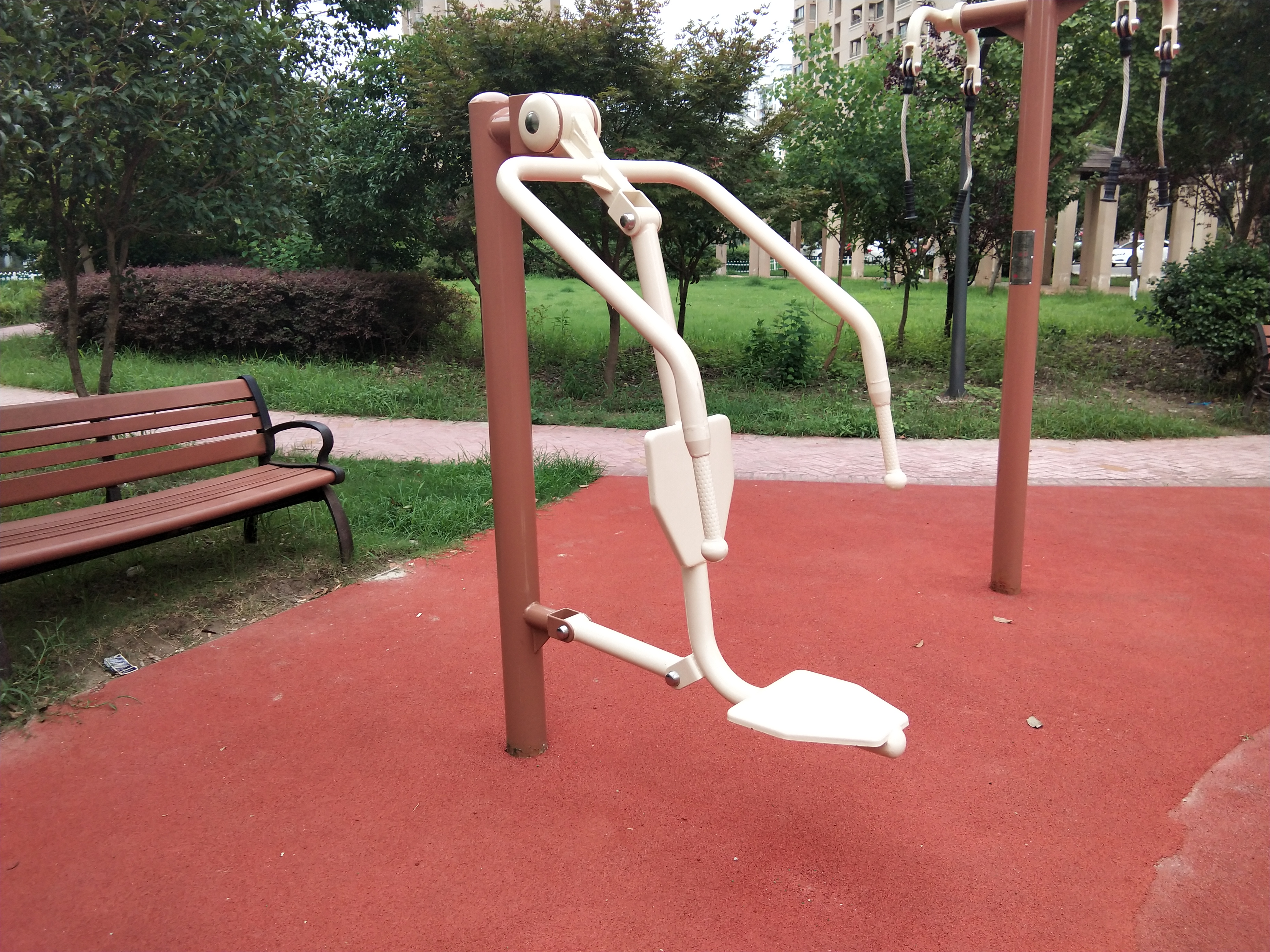 坐推訓(xùn)練器