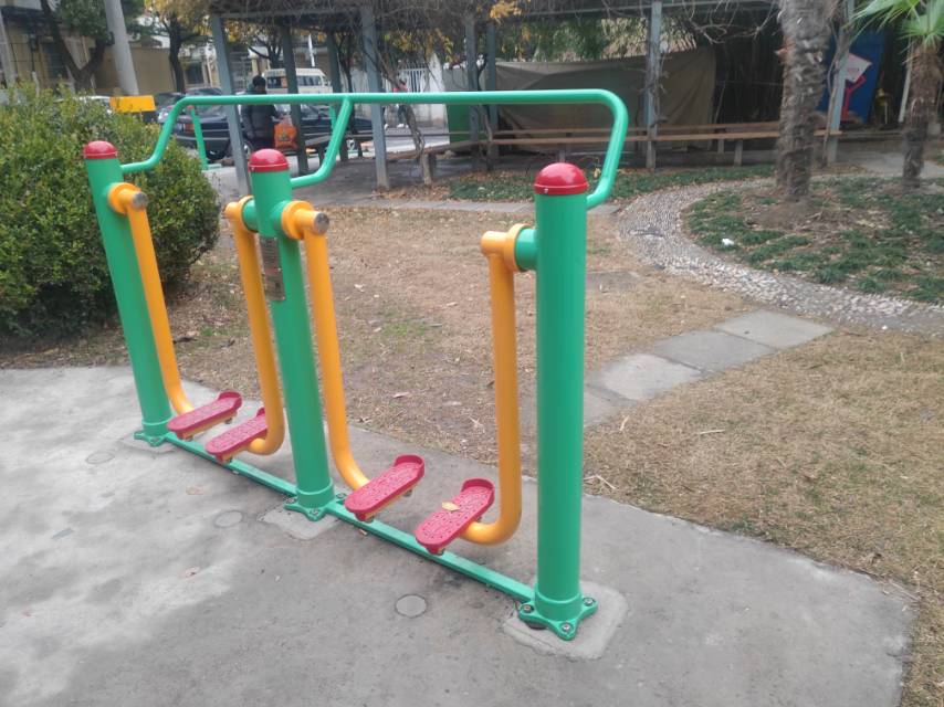 兩聯(lián)漫步機