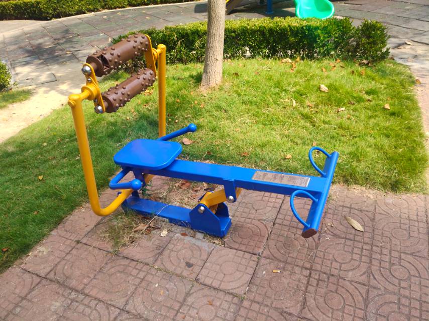 腹背屈伸/劃船訓(xùn)練器