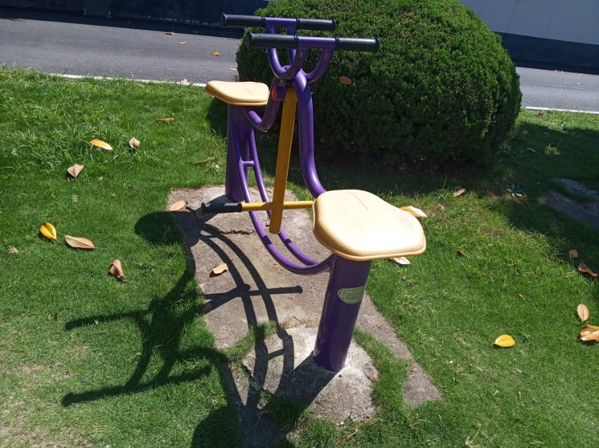 下肢康復(fù)器