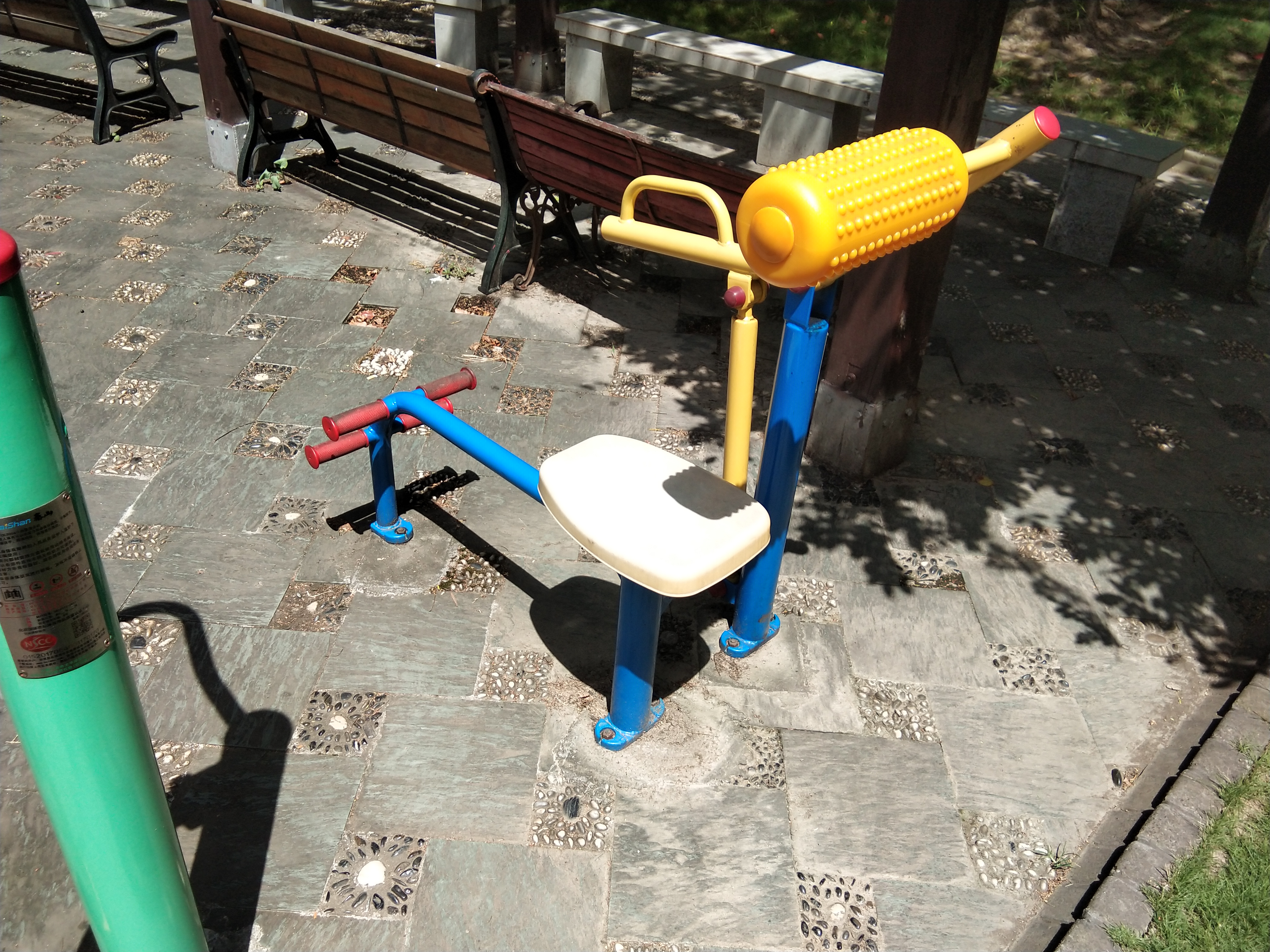 腹背鍛煉器 腹背鍛煉器