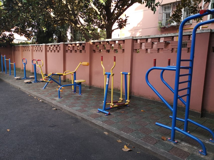 朱行二居健身點(diǎn)B