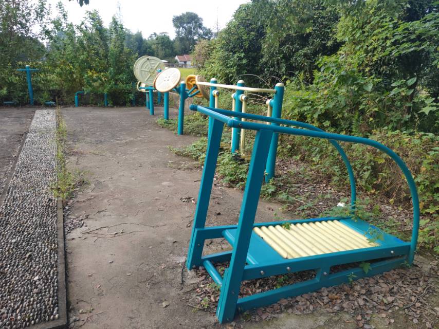 東江居委健身點(diǎn)