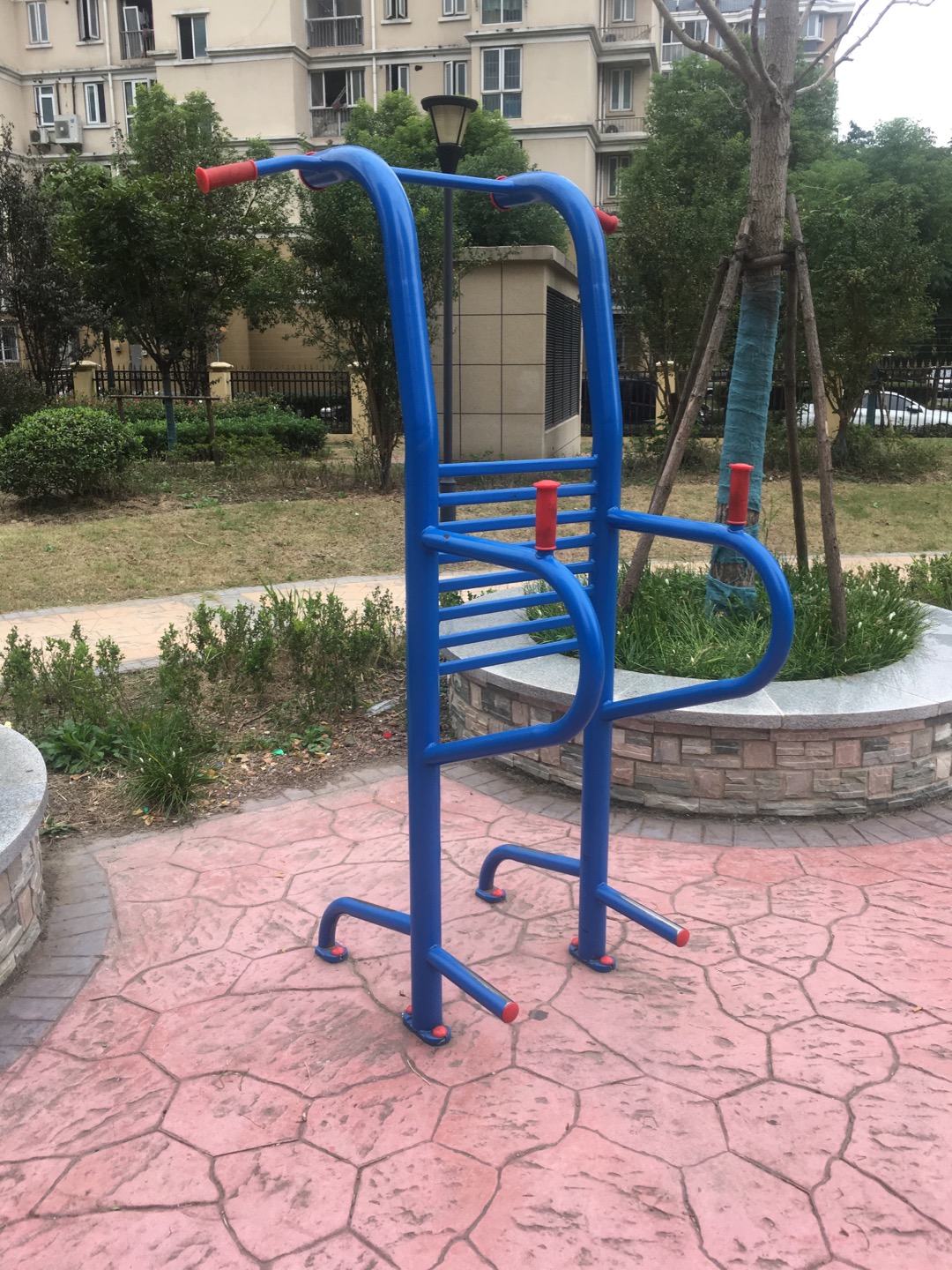 多功能訓(xùn)練器