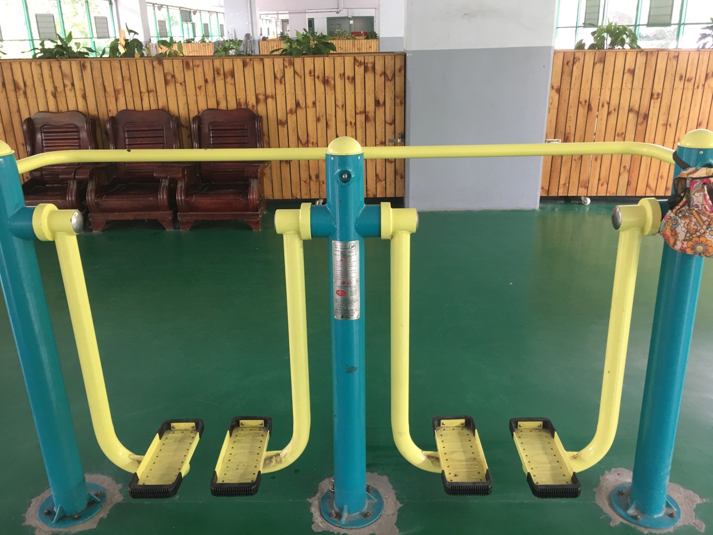 雙位太空漫步機(jī)