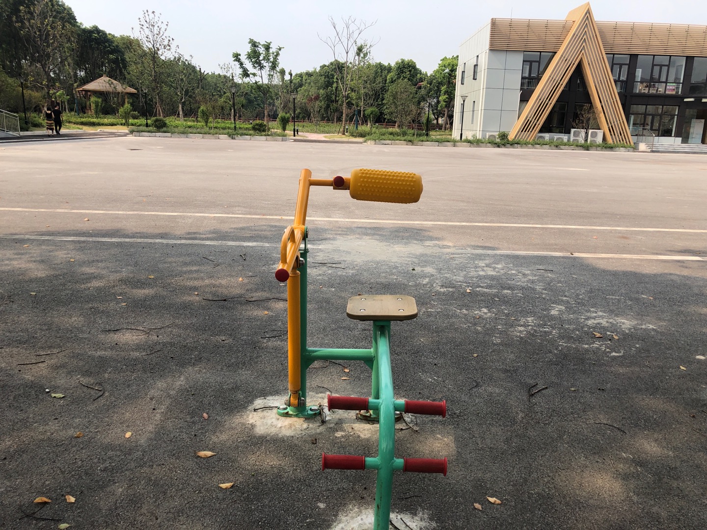 腹背鍛煉器 腹背鍛煉器