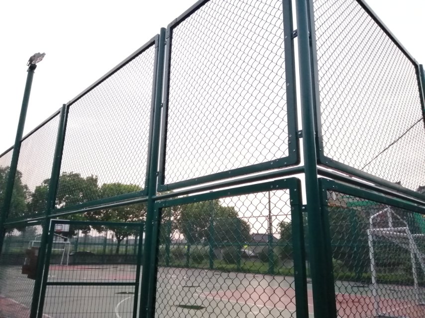 火星村康家宅籃球場