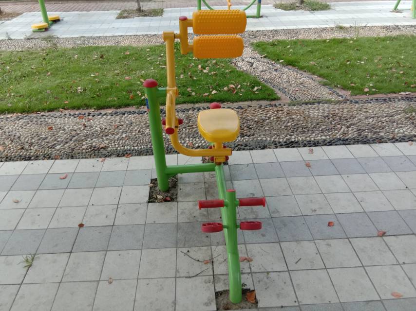 腹背鍛煉器 腹背鍛煉器