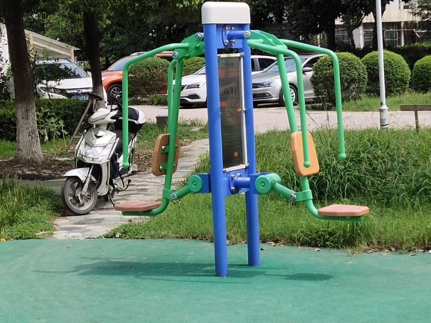 雙立柱推力訓(xùn)練器