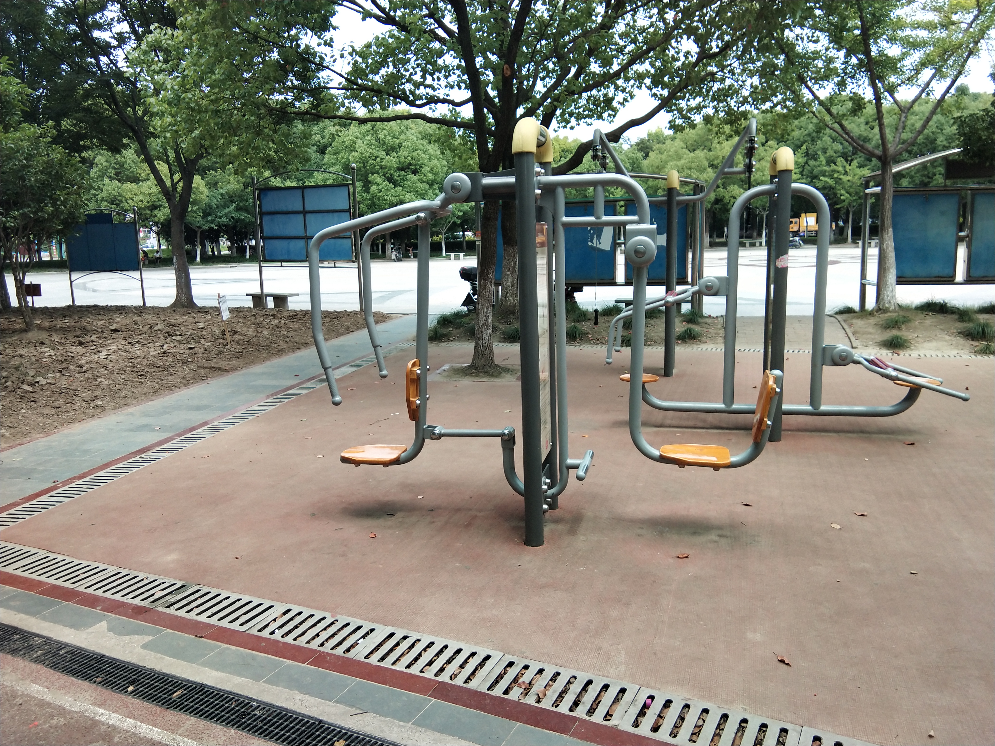 上下肢訓(xùn)練器