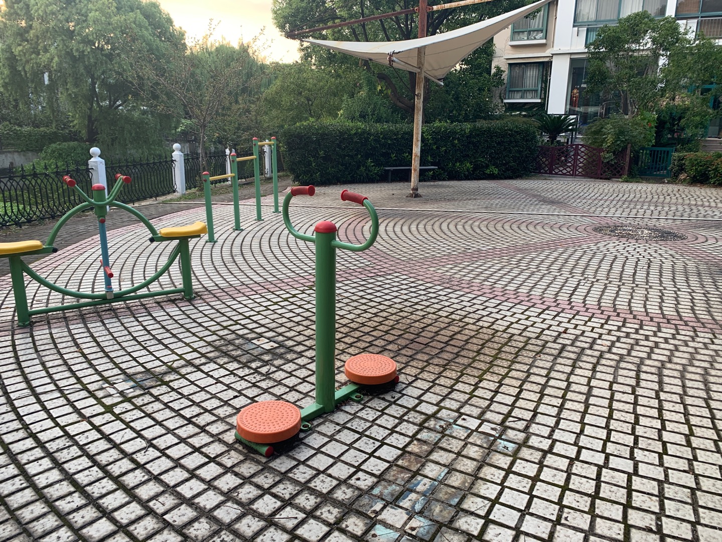 合眾湖畔南邊健身點