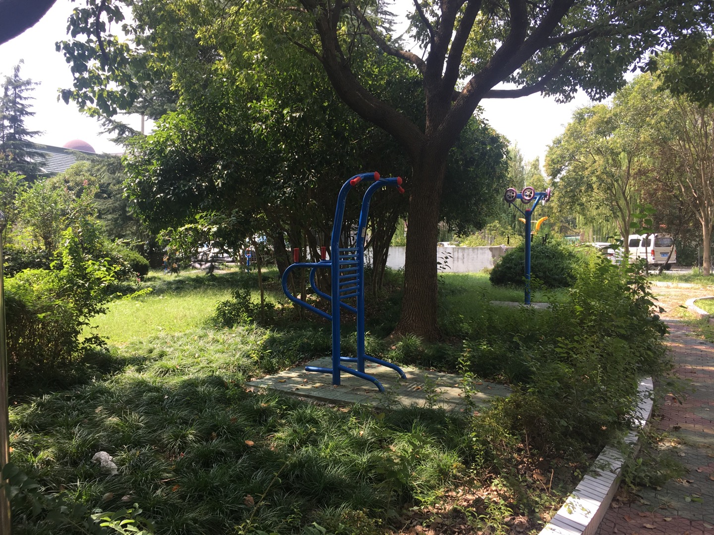 南村小區(qū)健身點