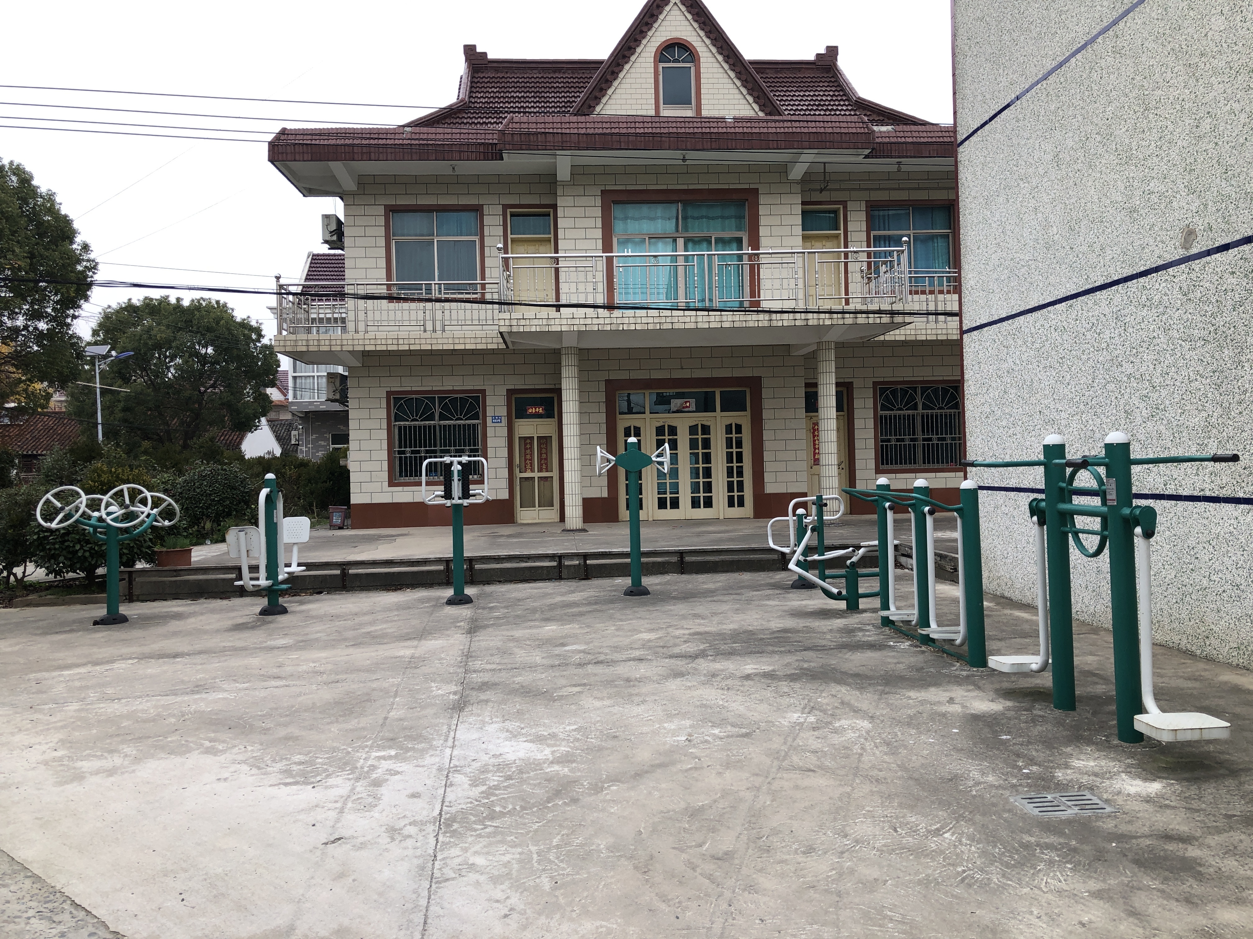 制造居委健身點