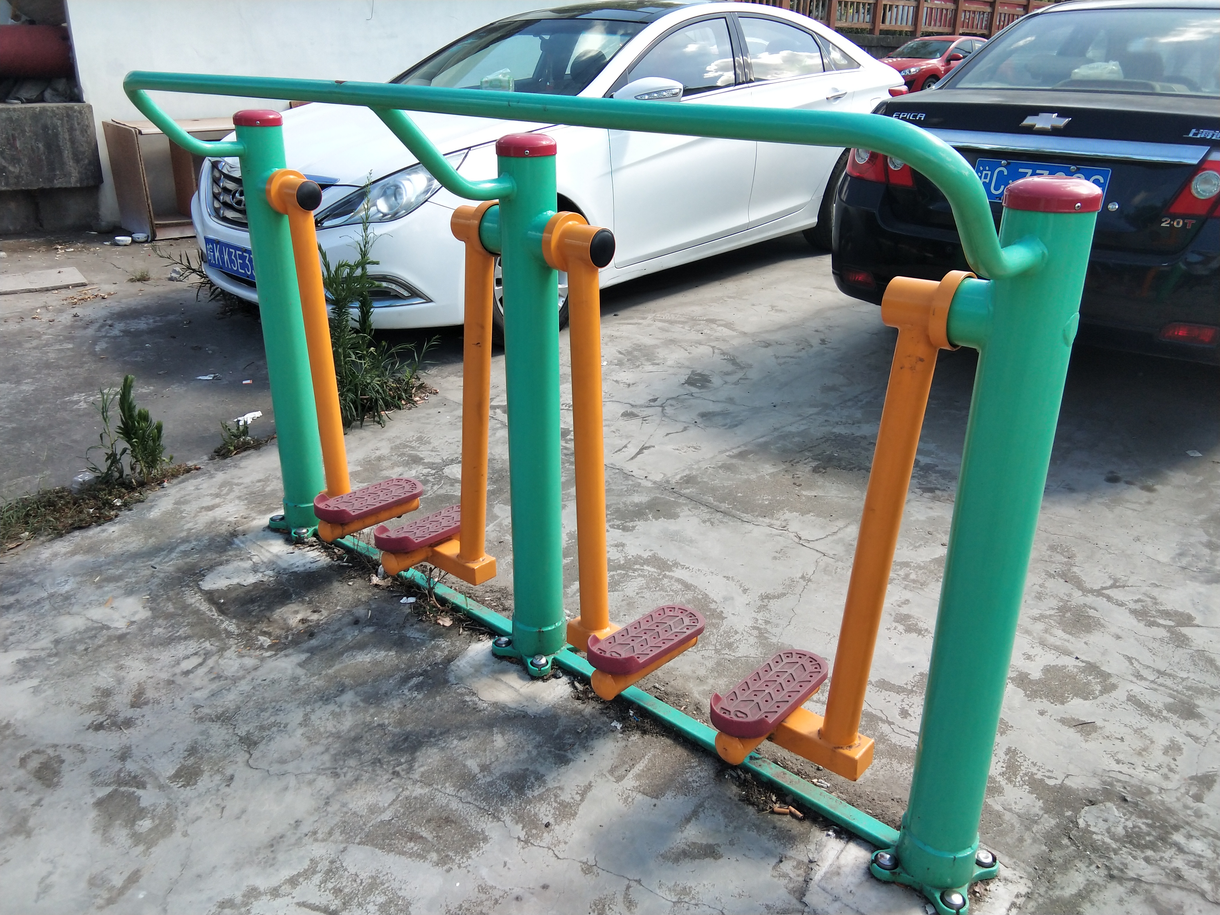 兩聯(lián)漫步機(jī)